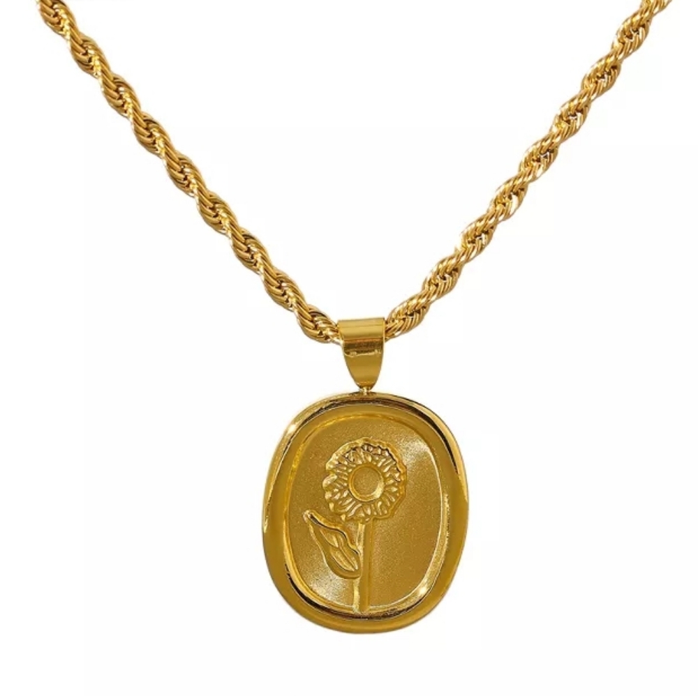 Awesome Oval Flower Necklace - Picture 5 of 8